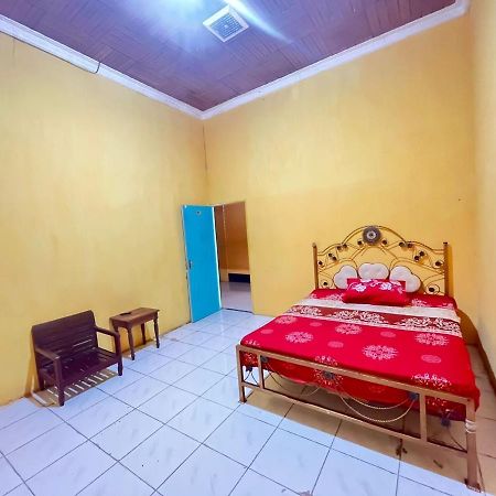 Hotel Malibu Baubau Εξωτερικό φωτογραφία
