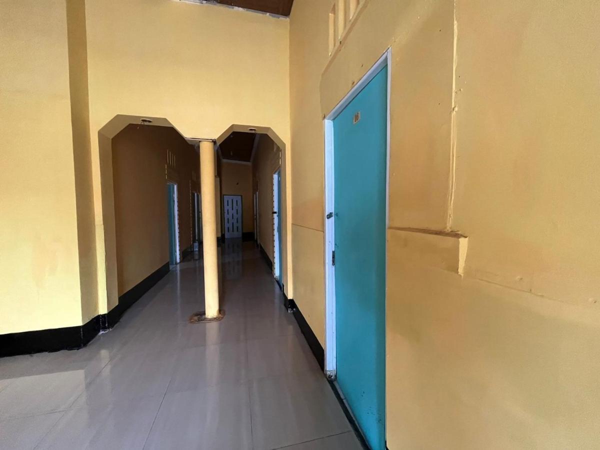 Hotel Malibu Baubau Εξωτερικό φωτογραφία